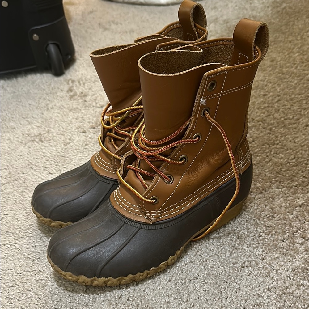 Bean boots